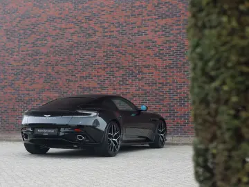 ASTON MARTIN DB12 4.0 V8   360 camera - Scheckheft