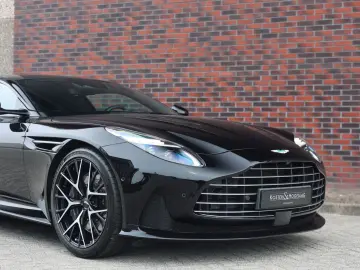 ASTON MARTIN DB12 4.0 V8   360 camera - Scheckheft