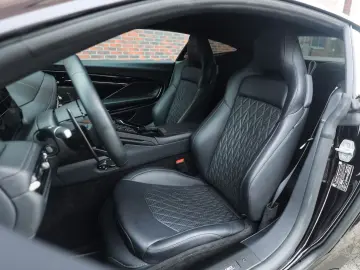 ASTON MARTIN DB12 4.0 V8   360 camera - Scheckheft