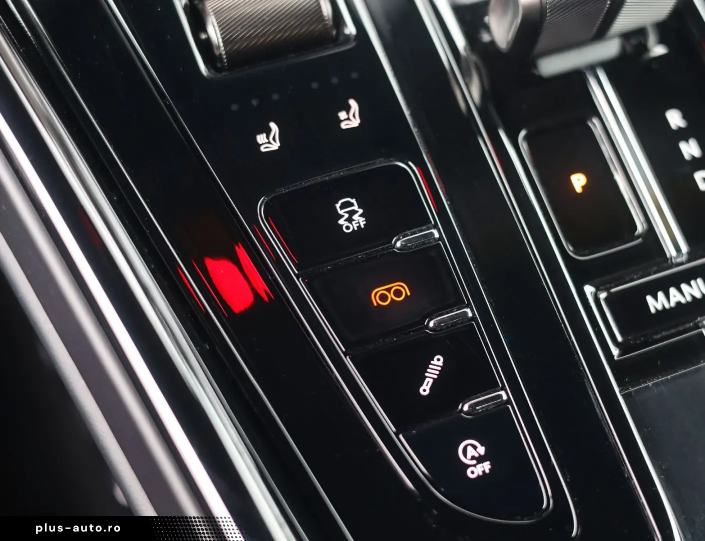 ASTON MARTIN DB12 4.0 V8   360 camera - Scheckheft