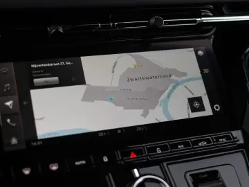 ASTON MARTIN DB12 4.0 V8   360 camera - Scheckheft