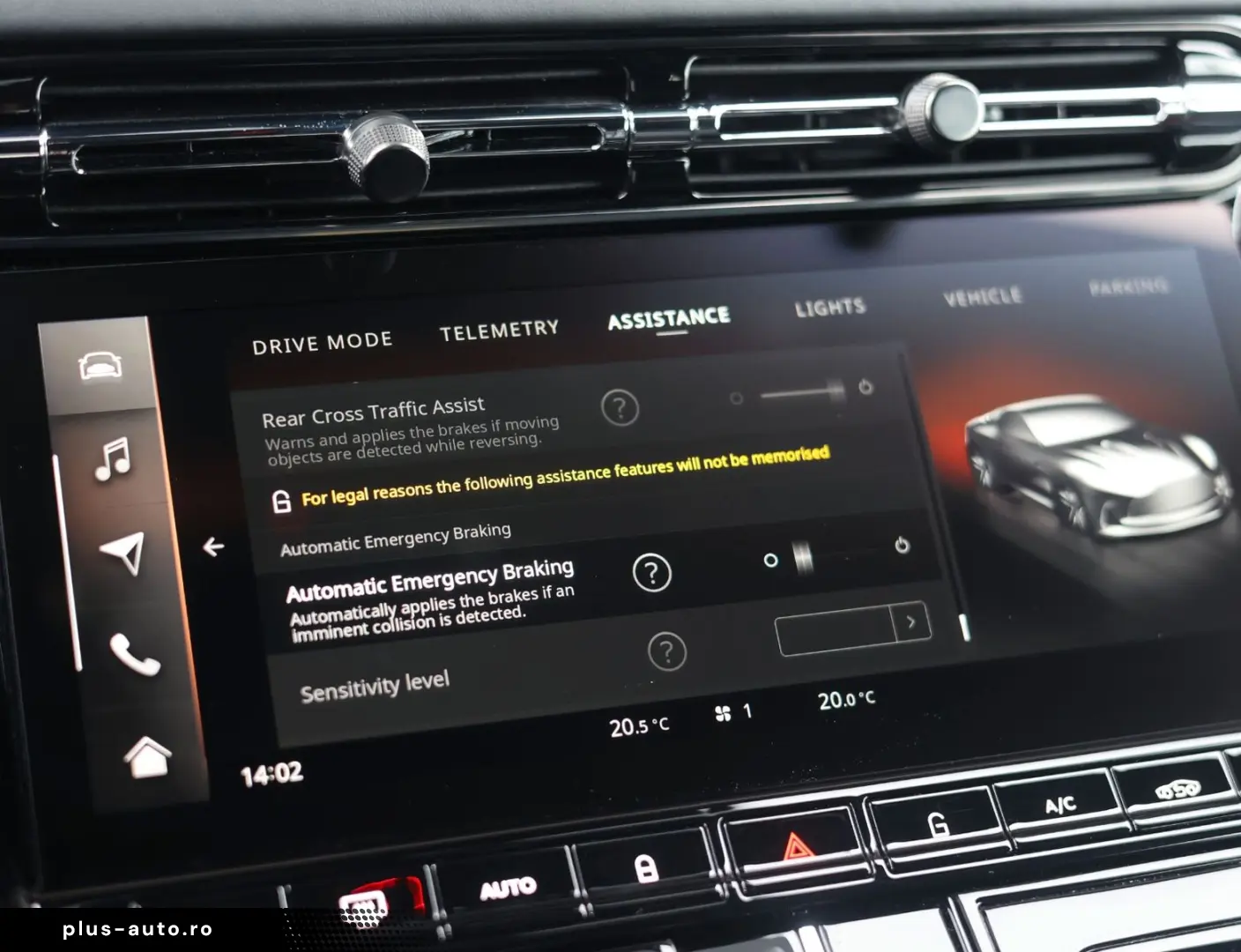 ASTON MARTIN DB12 4.0 V8   360 camera - Scheckheft