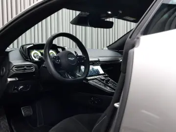 ASTON MARTIN w. Full Carbon Pack and B&W Audio