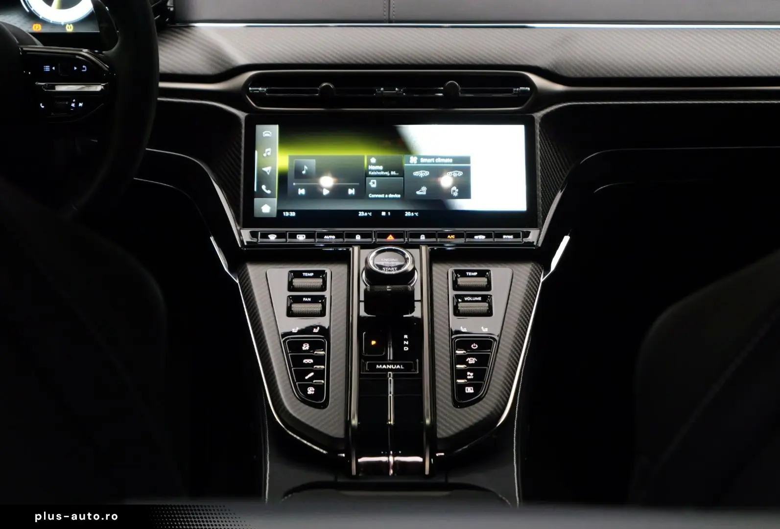 ASTON MARTIN w. Full Carbon Pack and B&W Audio