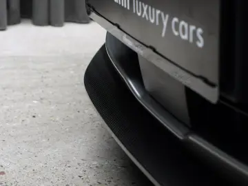 ASTON MARTIN w. Full Carbon Pack and B&W Audio