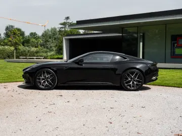 ASTON MARTIN 4.0 V8   COUPE   BOWERS & WILKINS   360    VAT