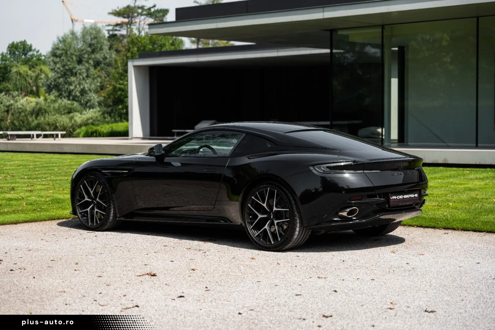 ASTON MARTIN 4.0 V8   COUPE   BOWERS & WILKINS   360    VAT