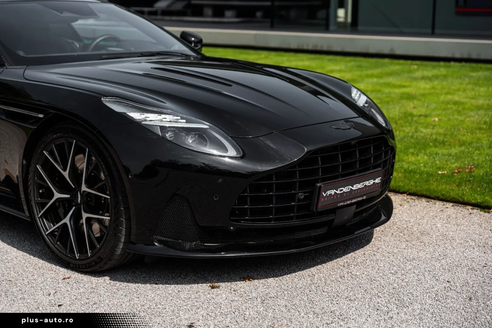ASTON MARTIN 4.0 V8   COUPE   BOWERS & WILKINS   360    VAT