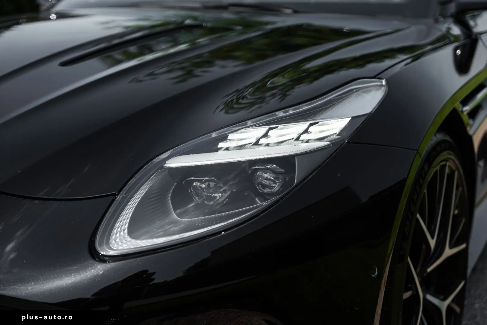 ASTON MARTIN 4.0 V8   COUPE   BOWERS & WILKINS   360    VAT