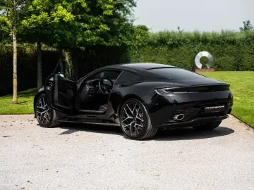 ASTON MARTIN 4.0 V8   COUPE   BOWERS & WILKINS   360    VAT