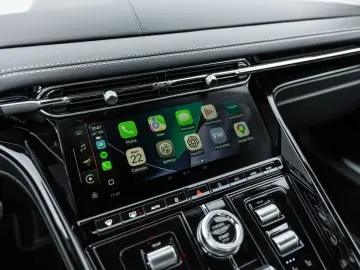 ASTON MARTIN 4.0 V8   COUPE   BOWERS & WILKINS   360    VAT