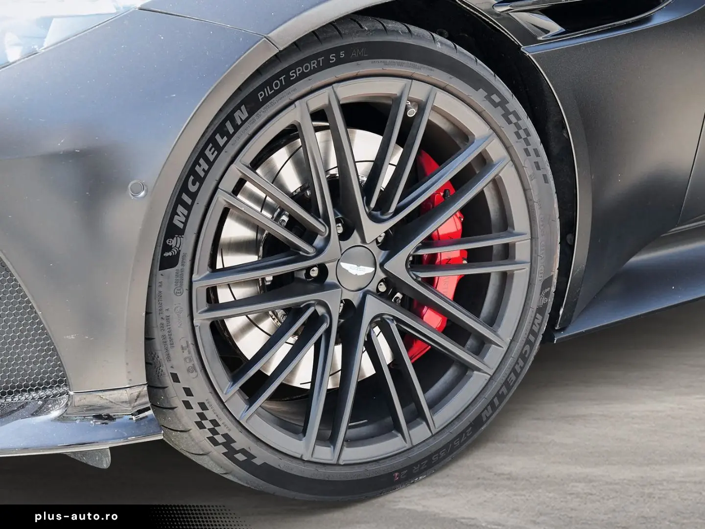 ASTON MARTIN DB12 Satin Onyx Black Inspire Sport