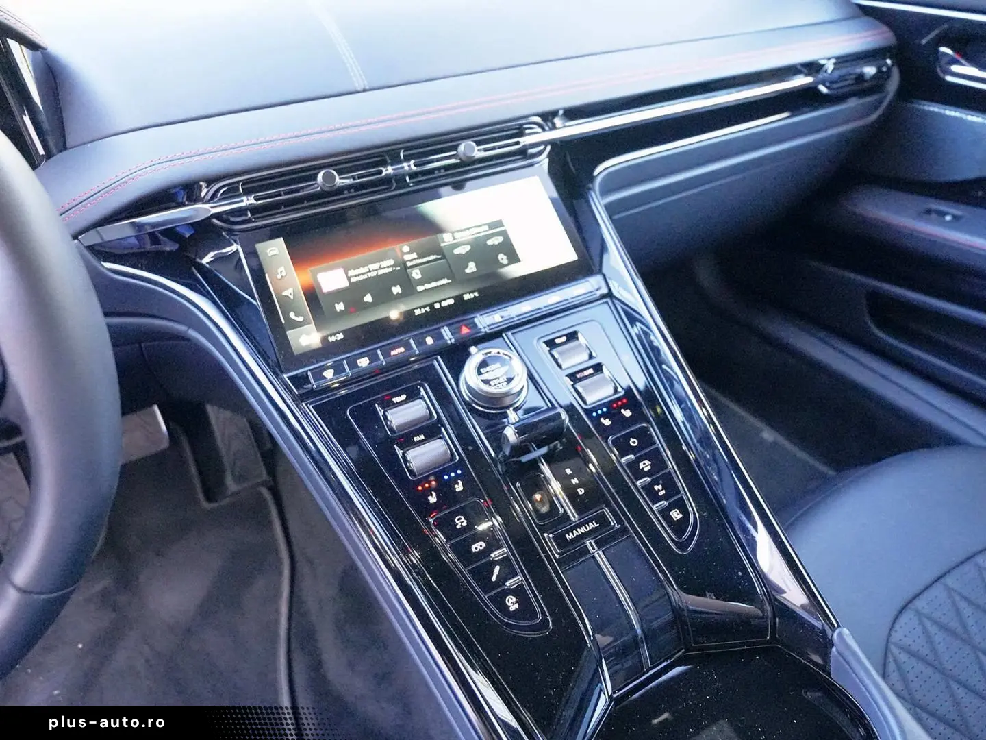 ASTON MARTIN DB12 Satin Onyx Black Inspire Sport