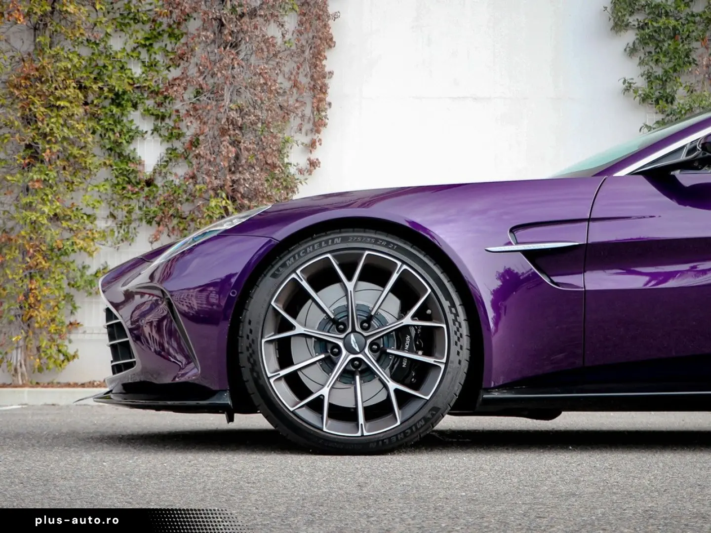 ASTON MARTIN Vantage