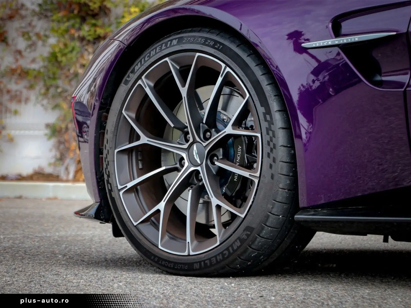 ASTON MARTIN Vantage