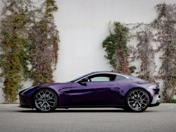 ASTON MARTIN Vantage
