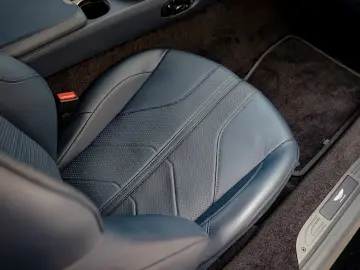 ASTON MARTIN Vantage