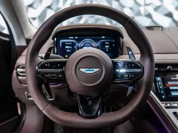 ASTON MARTIN DB12  Keramik   Carbon