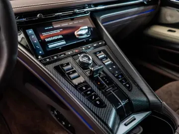 ASTON MARTIN DB12  Keramik   Carbon