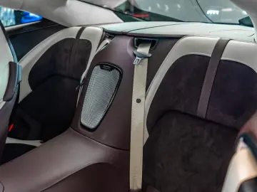 ASTON MARTIN DB12  Keramik   Carbon