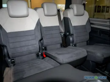 VW T7 Multivan 2.0TDI Style DSG Matrix AHK H&K Stan