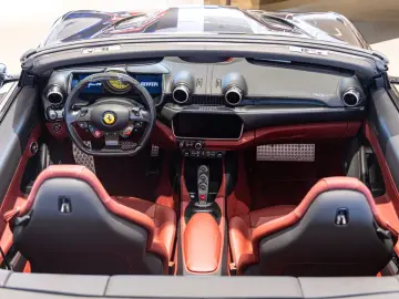 FERRARI Portofino M