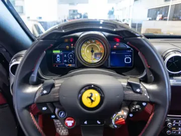 FERRARI Portofino M