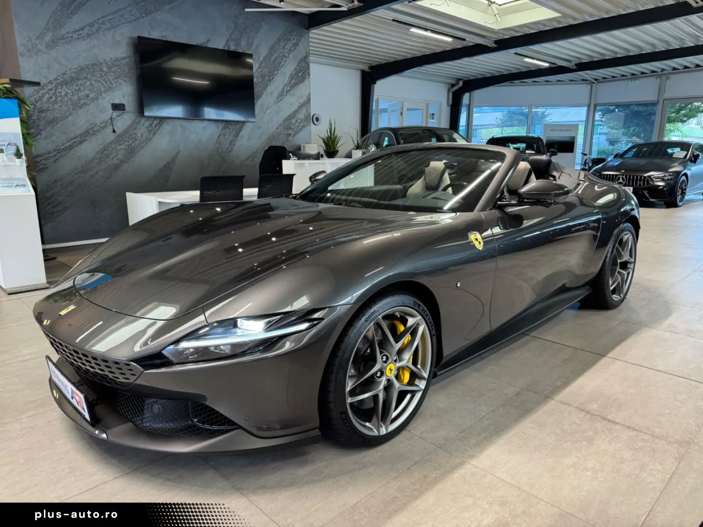 FERRARI Roma V8 Spider 360 Kamera Matrix JBL MY 2025