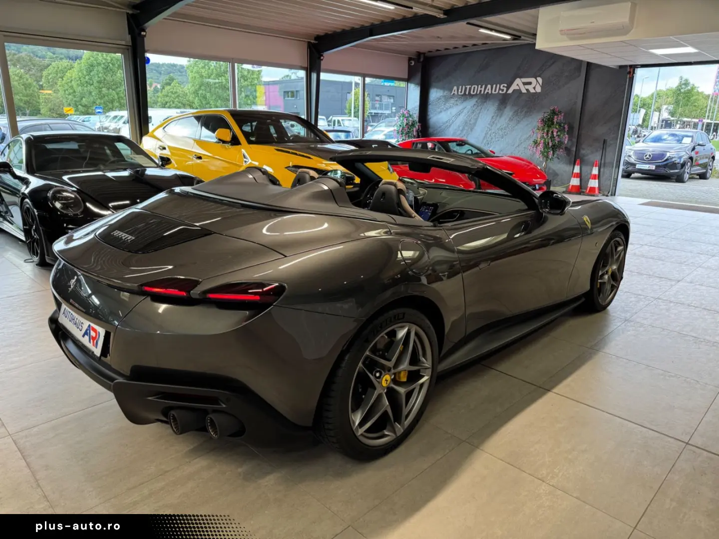 FERRARI Roma V8 Spider 360 Kamera Matrix JBL MY 2025