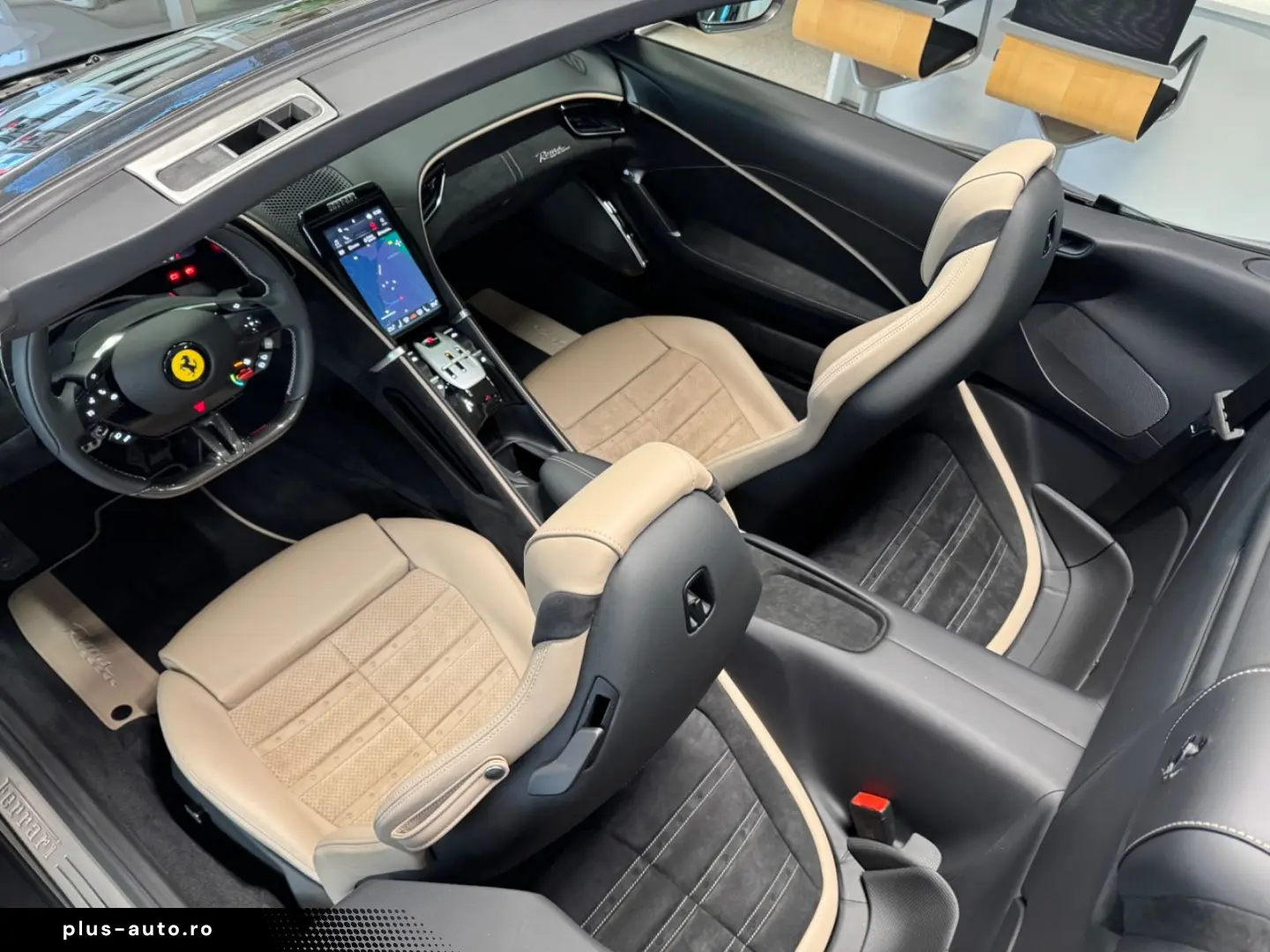 FERRARI Roma V8 Spider 360 Kamera Matrix JBL MY 2025