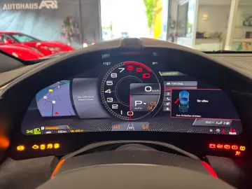 FERRARI Roma V8 Spider 360 Kamera Matrix JBL MY 2025