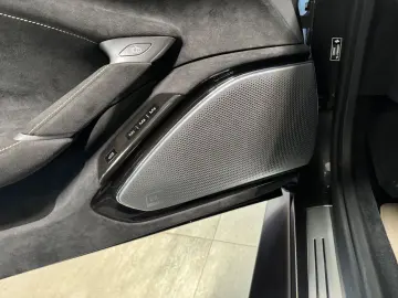 FERRARI Roma V8 Spider 360 Kamera Matrix JBL MY 2025