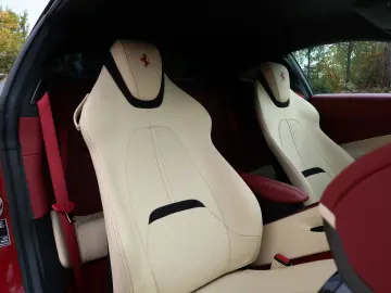 FERRARI Roma 3.9 T V8 Spider DCT