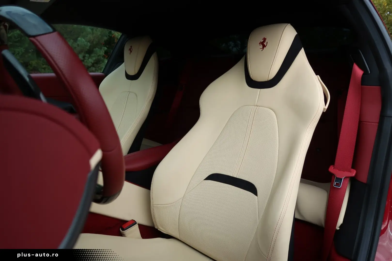 FERRARI Roma 3.9 T V8 Spider DCT