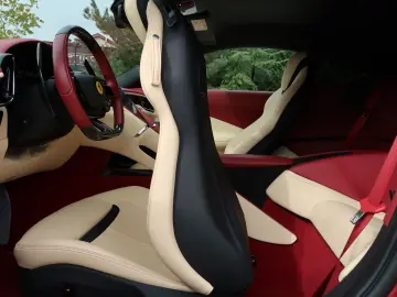 FERRARI Roma 3.9 T V8 Spider DCT