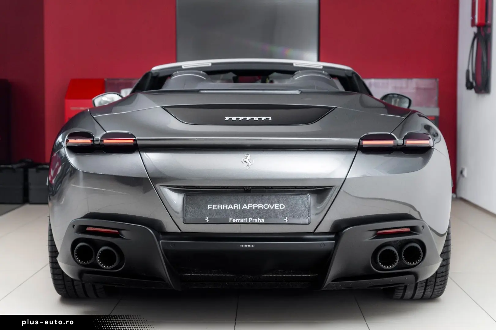 FERRARI Roma Spider 3.9 T V8 DCT