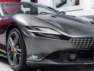 FERRARI Roma Spider 3.9 T V8 DCT