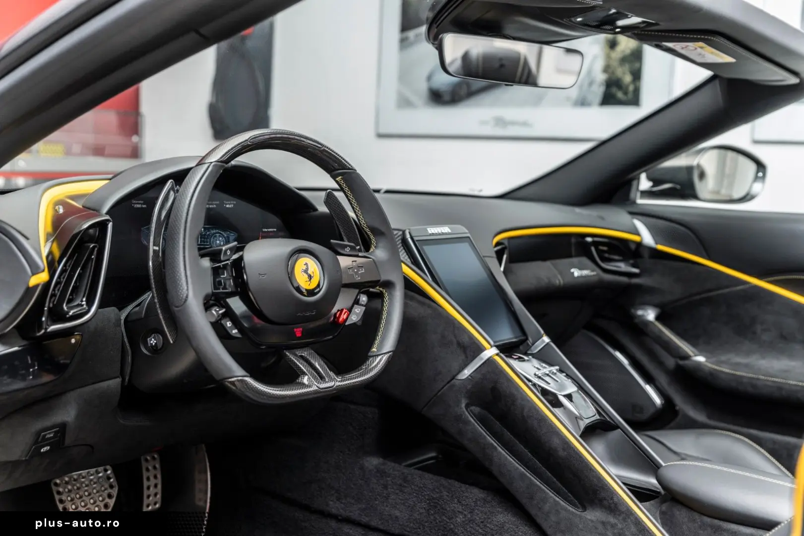 FERRARI Roma Spider 3.9 T V8 DCT