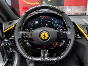 FERRARI Roma Spider 3.9 T V8 DCT