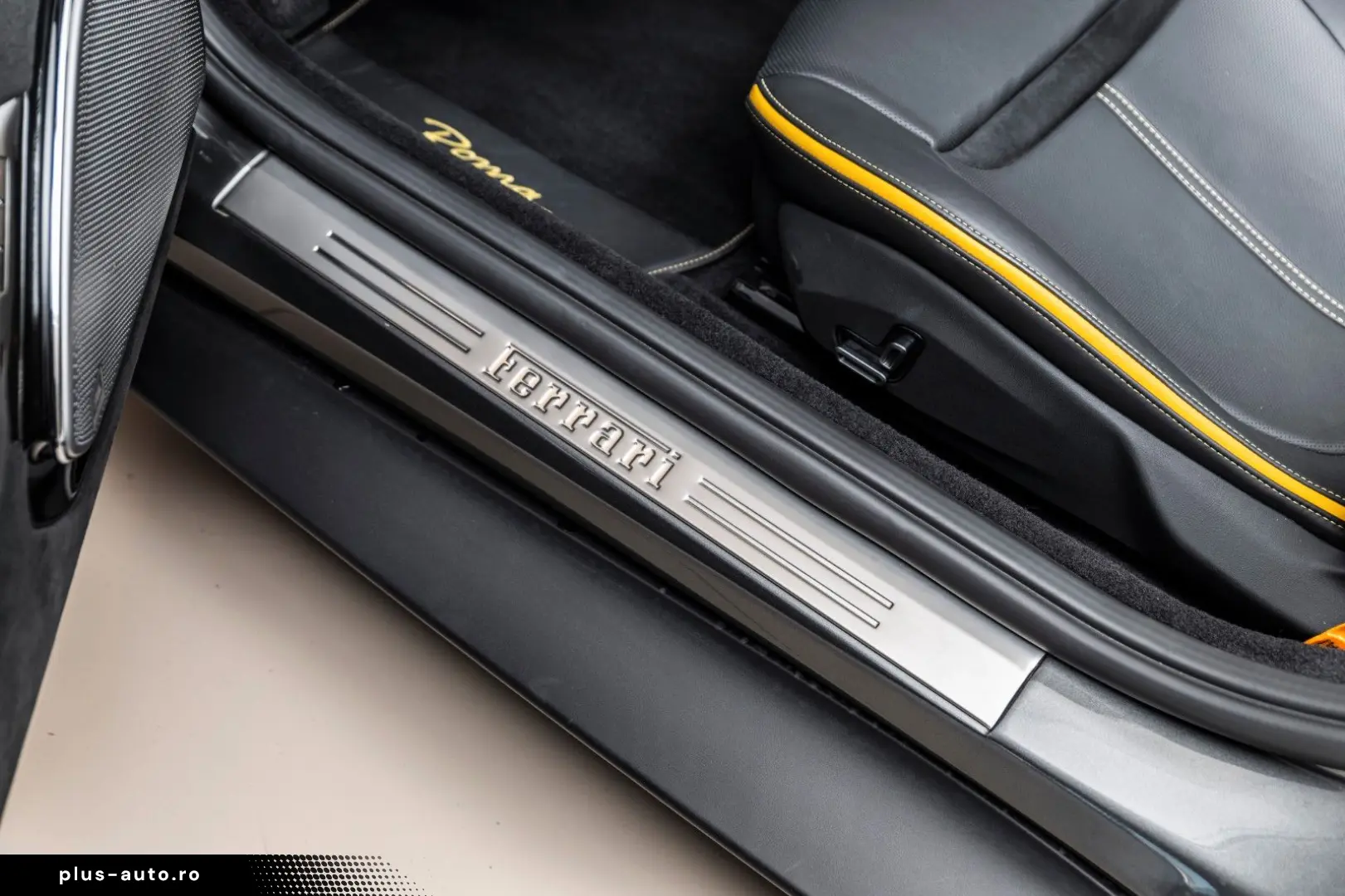FERRARI Roma Spider 3.9 T V8 DCT