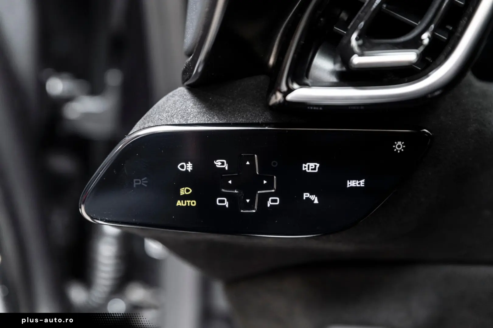 FERRARI Roma Spider 3.9 T V8 DCT