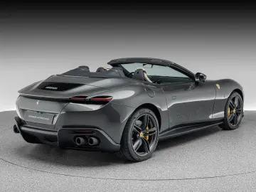 FERRARI Roma Spider