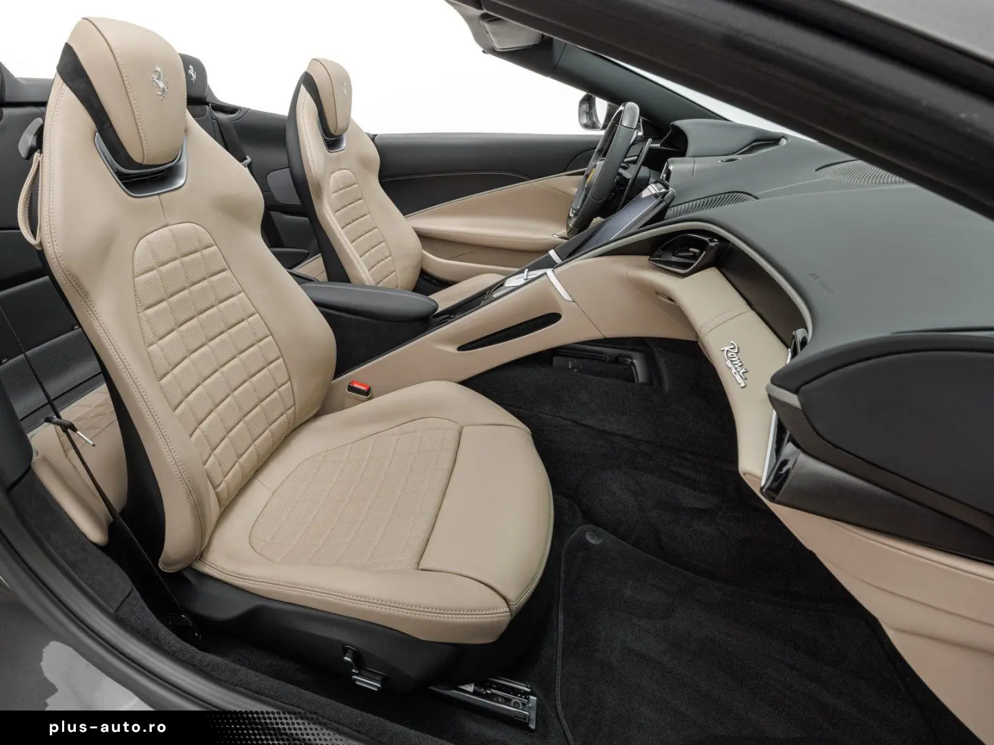 FERRARI Roma Spider