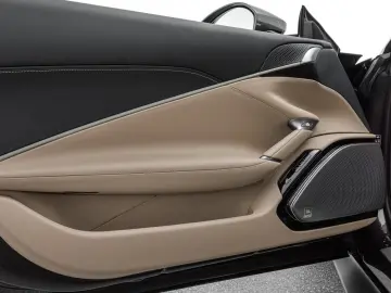 FERRARI Roma Spider
