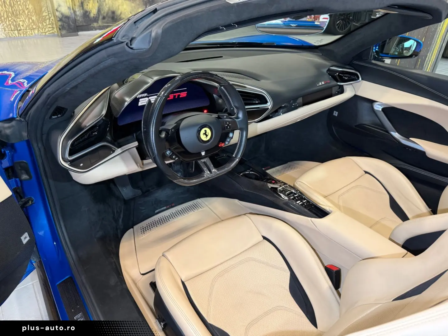 FERRARI 296 GTS TWO-TONE~FULL CARBON~LIFT~HIFI~BELÜFTUNG