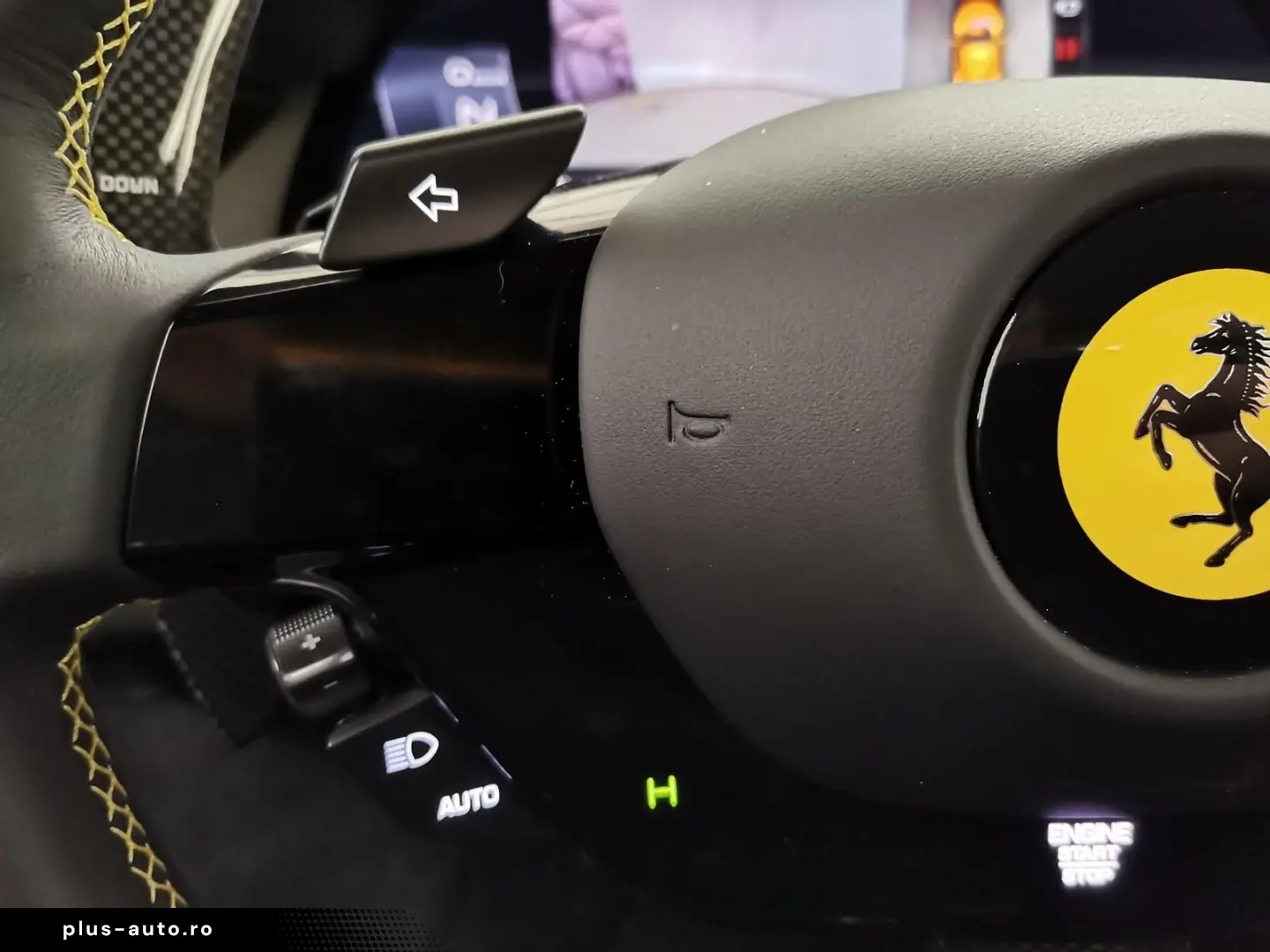 FERRARI 296 GTS Lift SURROUND VIEW RACING-SPORTSITZE