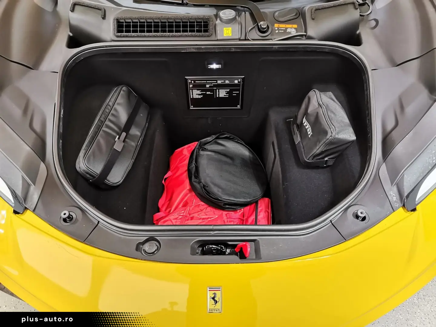 FERRARI 296 GTS Lift SURROUND VIEW RACING-SPORTSITZE