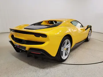 FERRARI 296 GTS Lift SURROUND VIEW RACING-SPORTSITZE