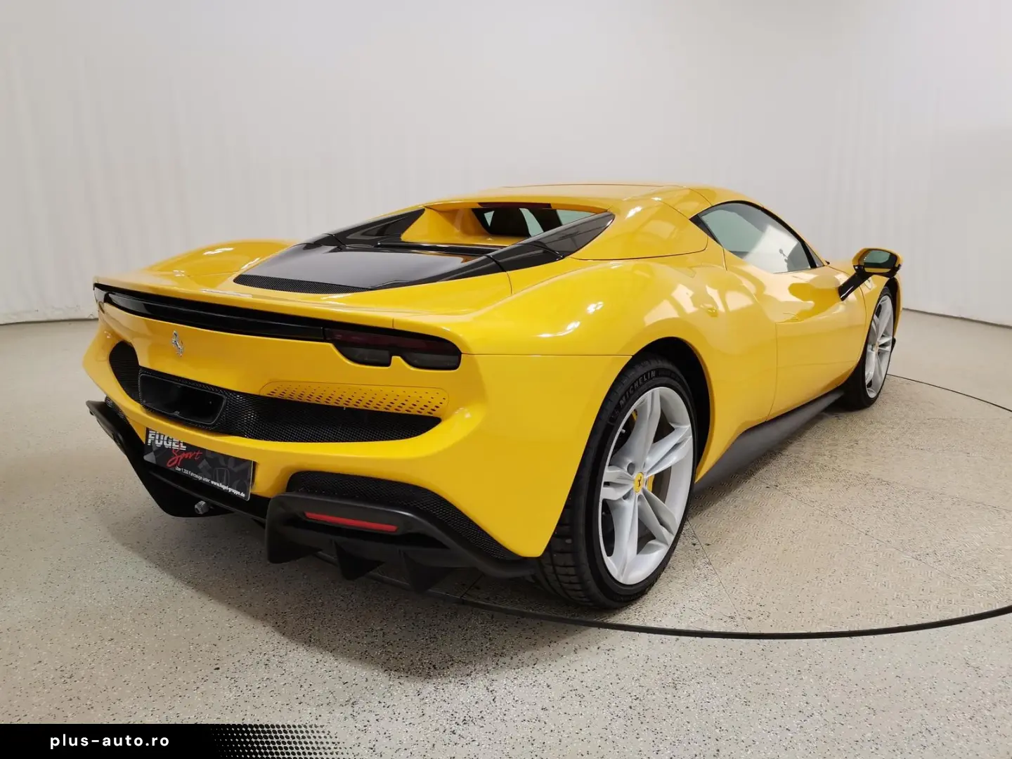 FERRARI 296 GTS Lift SURROUND VIEW RACING-SPORTSITZE