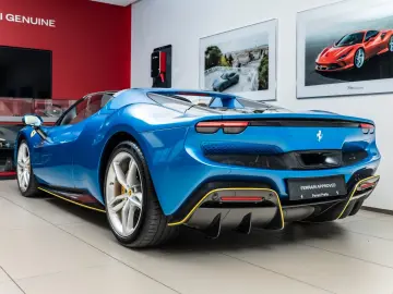 FERRARI 296 GTS   Blu Corsa